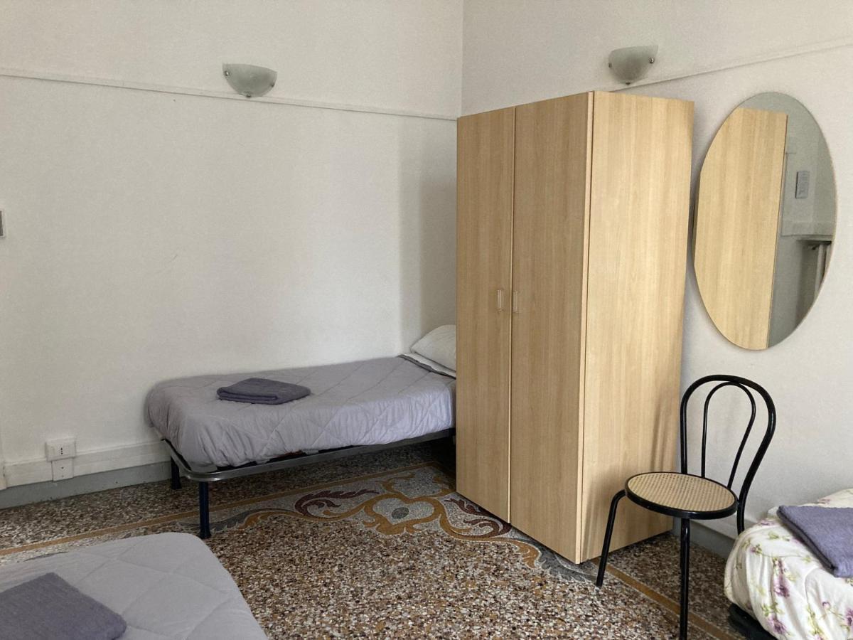 Guest House Roma Genoa Exterior photo