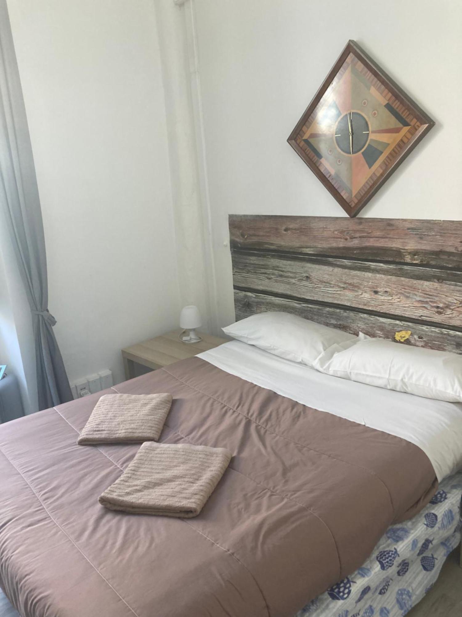 Guest House Roma Genoa Exterior photo